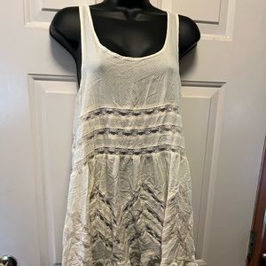Free People Medium Cream & lace tank top